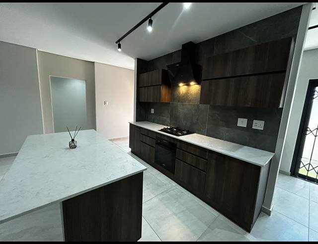 2 BEDROOM TOWNHOUSE TO LET IN CARLSWALD
